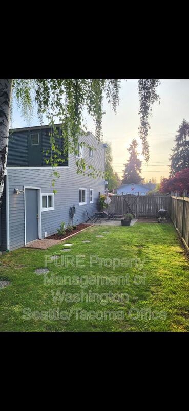 Puyallup Condo: 802 9th St SW