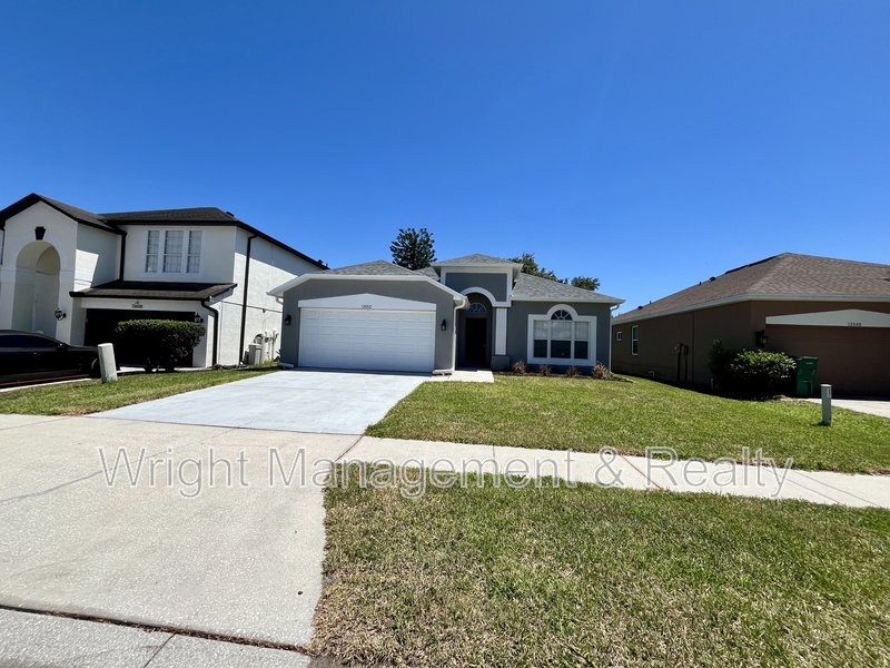 Odessa House: 13552 Mere View Drive