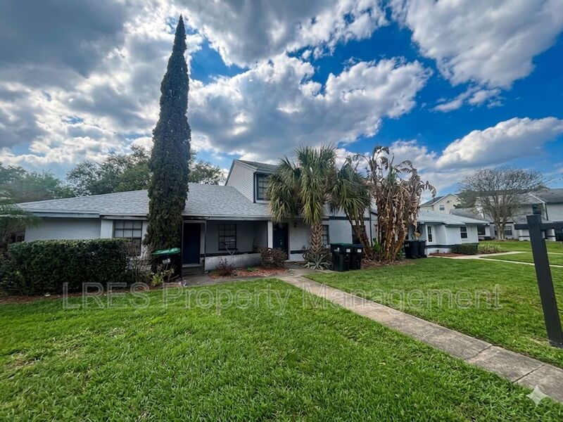 Orlando House: 2706 Graduate Ct