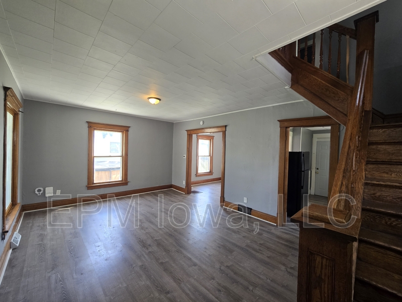 Waterloo House: 1311 West 2nd Street