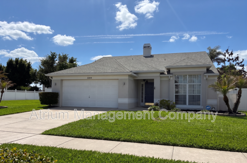 Kissimmee House: 3204 Herons Point Cir