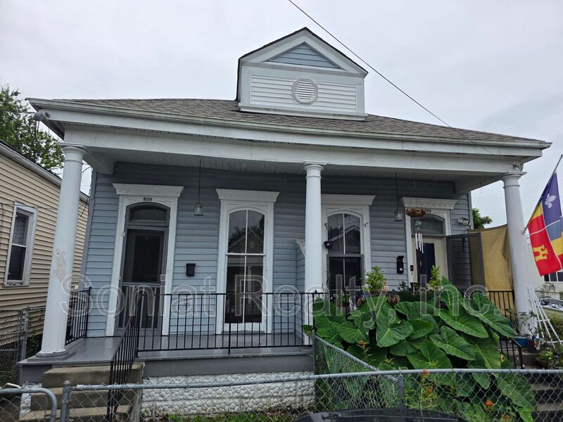 New Orleans Condo: 620 S Cortez Street