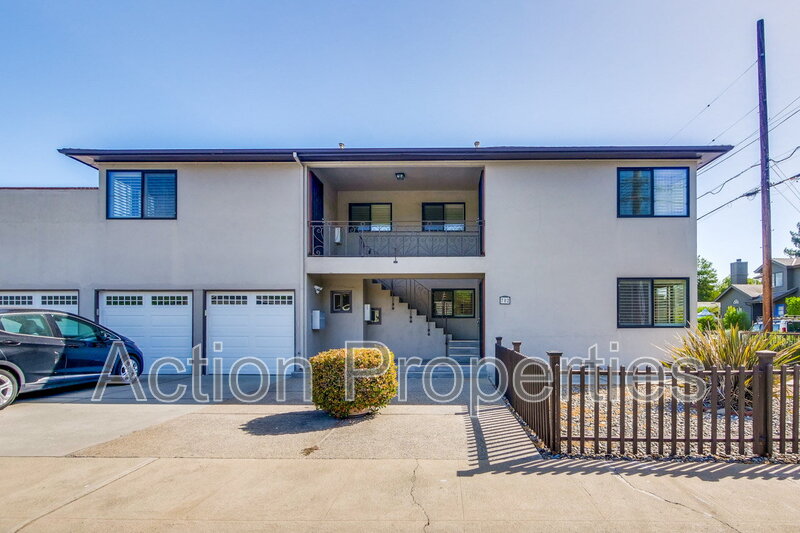 Menlo Park Condo: 702 Fremont Street