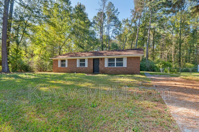 Augusta House: 2216 Winston Way