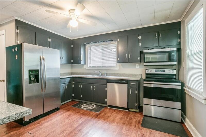 Rochester House: 223 Lincoln Ave