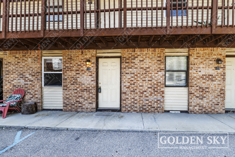 Indianapolis Condo: 915 N Muessing St