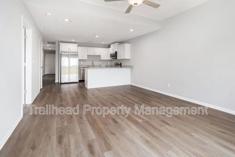 Belton Townhome: 611 Fall Meadow Lane