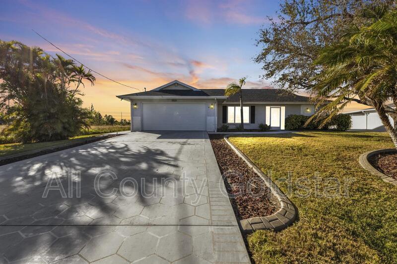 Port Charlotte House: 9509 St Paul Dr