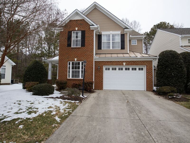 North Chesterfield House: 1228 Providence Knoll Dr