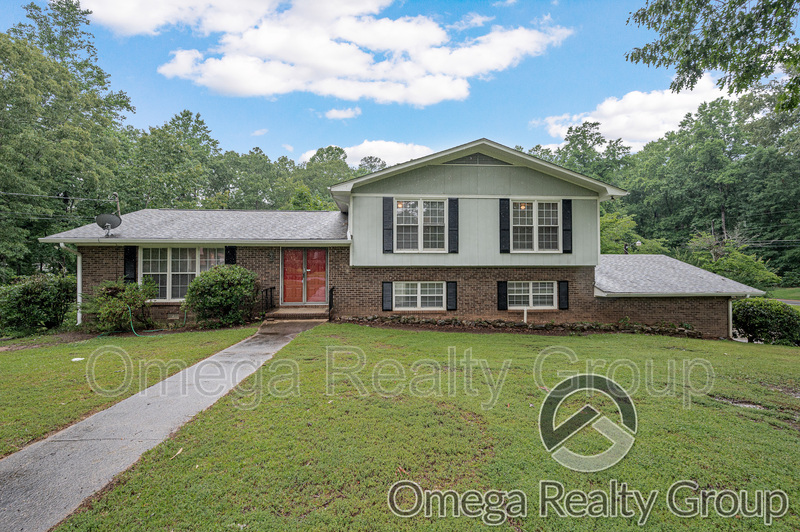 Jasper House: 3001 Pawnee Cir