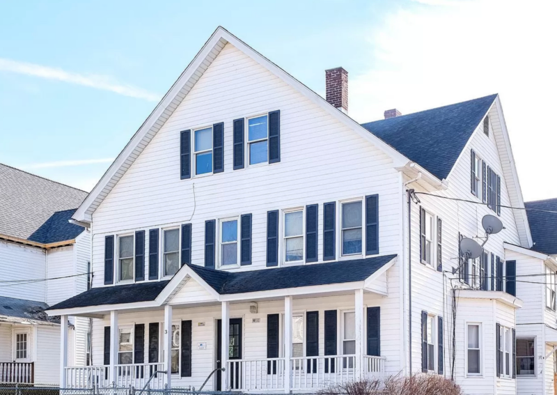 Chicopee Condo: 3 Charles St