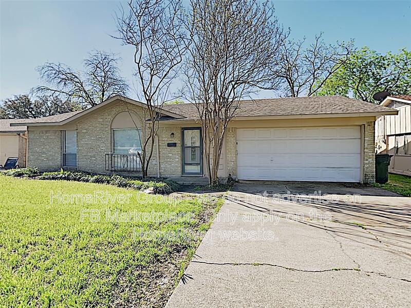 Carrollton House: 2106 Austin Dr