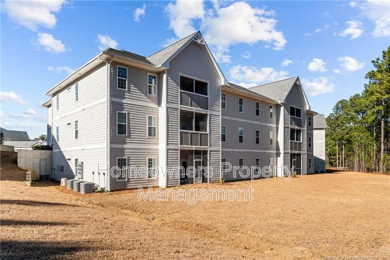 Spring Lake House: 200 Gallery Dr.