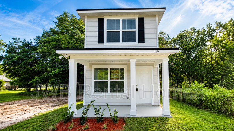 Jacksonville House: 1213 Moat St