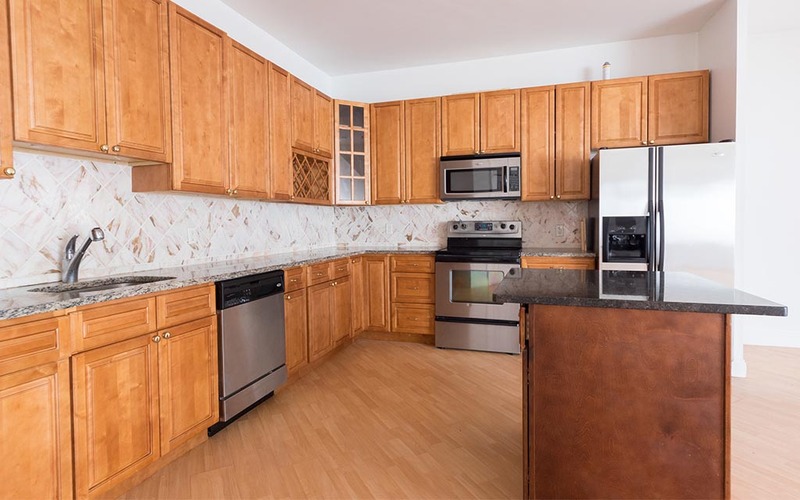 East Orange Condo: 650 Park Avenue- 206