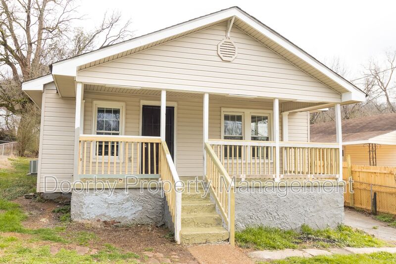 Chattanooga House: 1604 Wheeler Ave