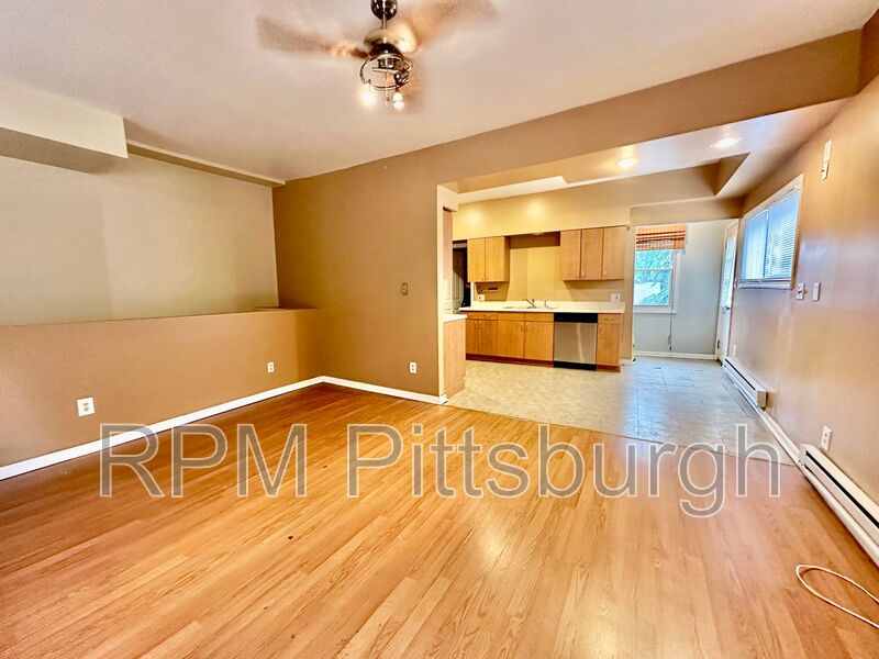 Pittsburgh House: 2709 Josephine St