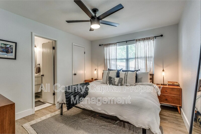 Main Rental Photo 10