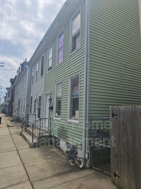 York House: 428 Smith Street