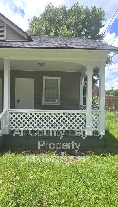 Porterdale Condo: 31 Ivy Street Unit B