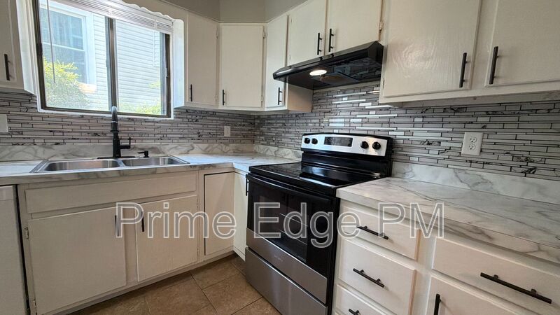 Lincoln House: 1541 South 21st Street