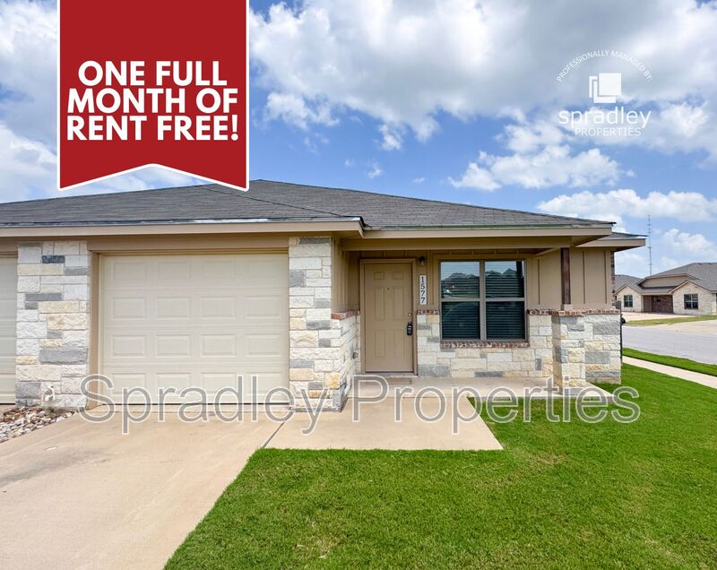 Belton Townhome: 1577 Kal Ct