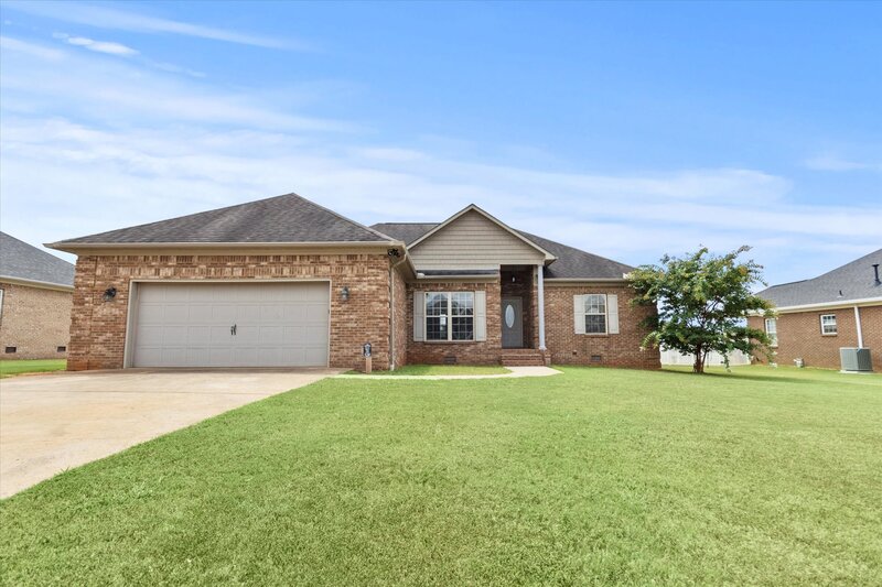 Madison House: 25756 Iron Gate Drive