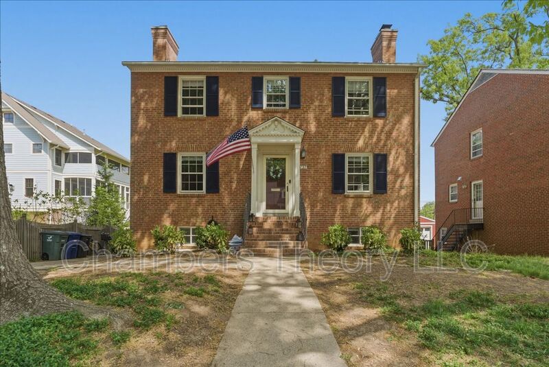 Arlington House: 127 N Garfield St