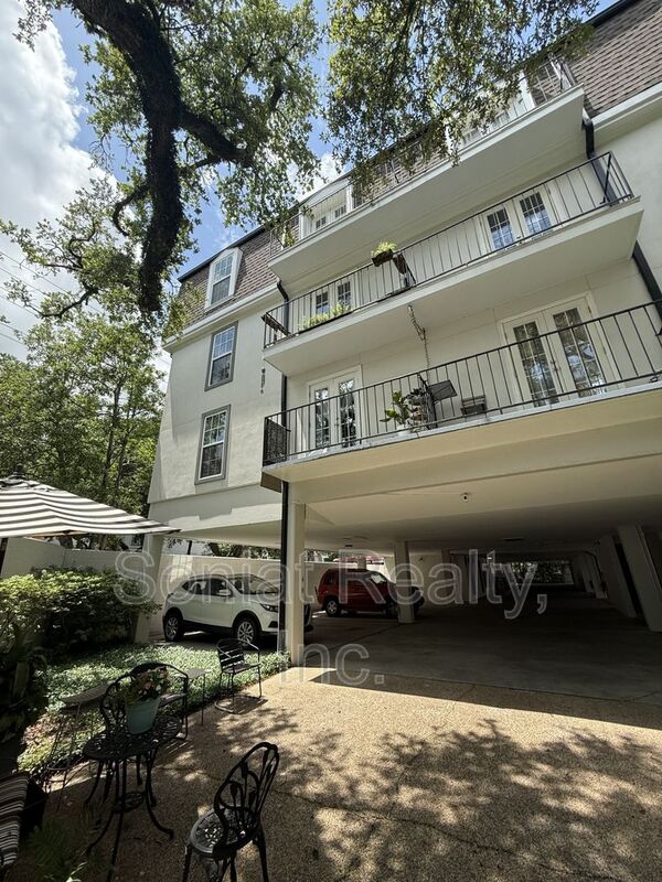 New Orleans Condo: 3625 St. Charles Ave.