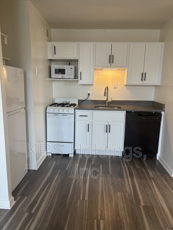 Richmond Condo: 311 W Franklin St