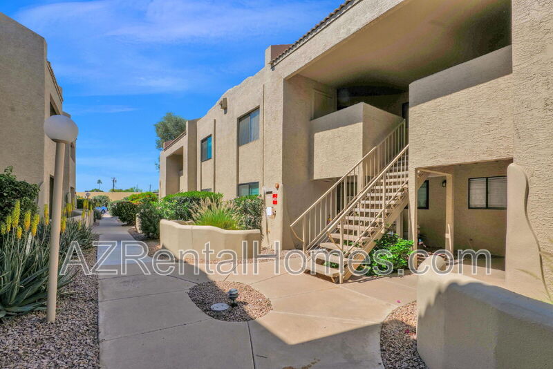 Scottsdale Condo: 8155 E Roosevelt Street