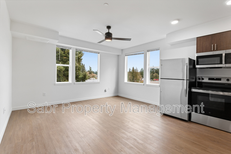 Vancouver Apartment: 9917 NE 13th Ave