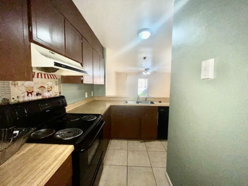 Fort Walton Beach House: 1 Deal Avenue Northwest