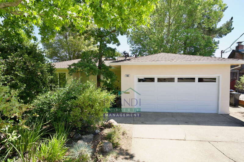 San Rafael House: 868 Las Pavadas Avenue