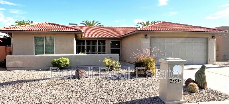 Sun Lakes House: 25835 S Greencastle Drive