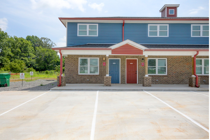 Trenton House: 199 Seays Road