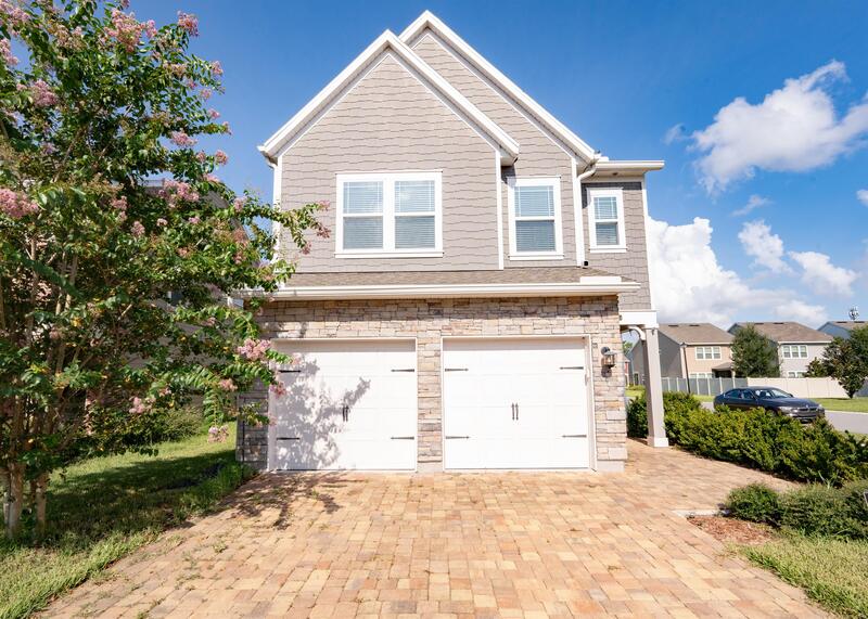 Jacksonville House: 2670 Fawn Point Drive