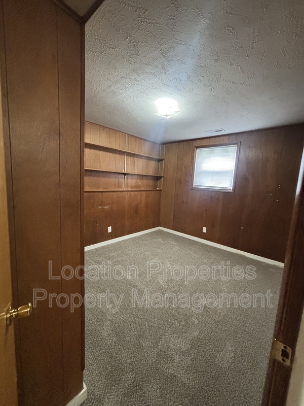 2428 Cedarwood Avenue - 1, rental photo 5