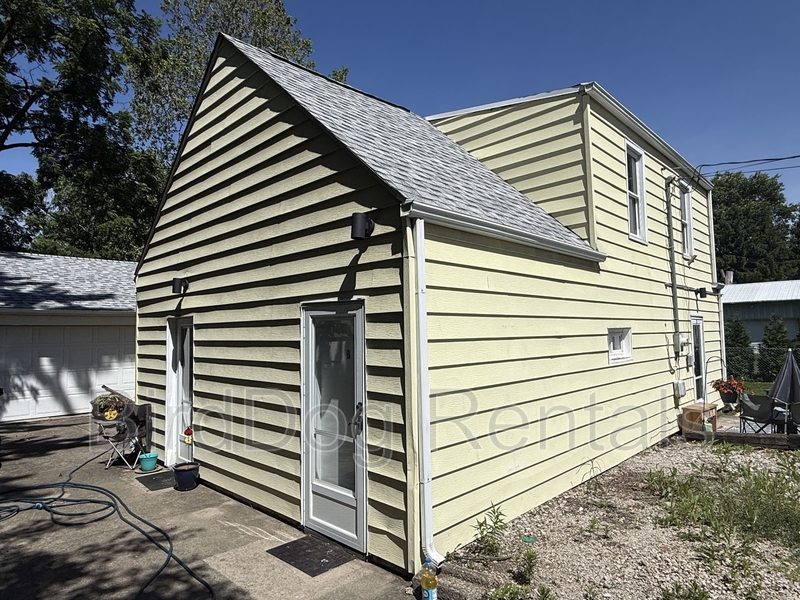 Columbus House: 103 Garden Heights Avenue - B