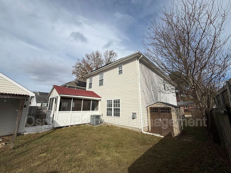 Beautiful 4-Bedroom Home with In-Law Suite "ASK ABOUT OUR ZERO DEPOSIT" - Photo 18
