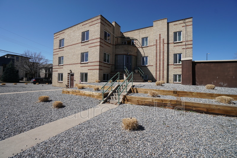 Denver Condo: 3901 E. 5th Ave