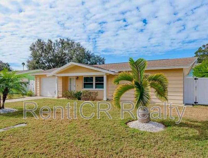 Dunedin House: 2028 Douglas Avenue