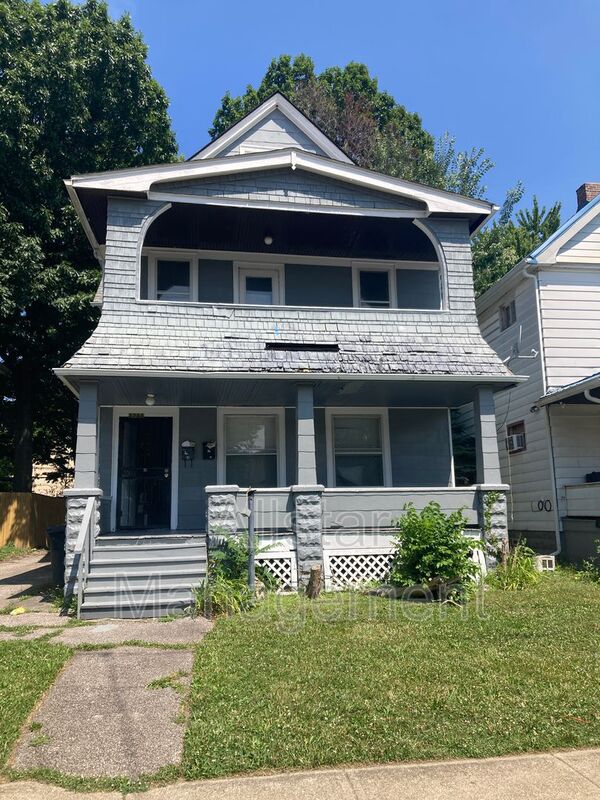 Cleveland Condo: 2785 E 117th Street