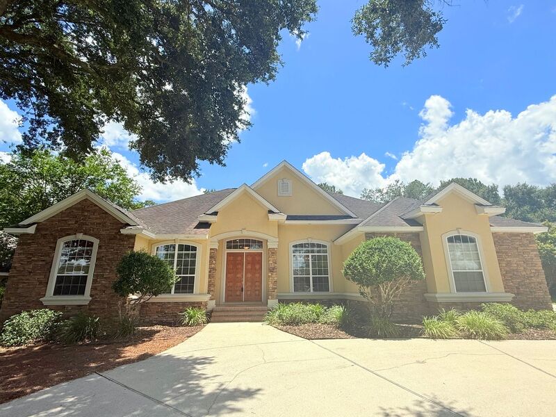Pace House: 4157 Castle Gate Dr
