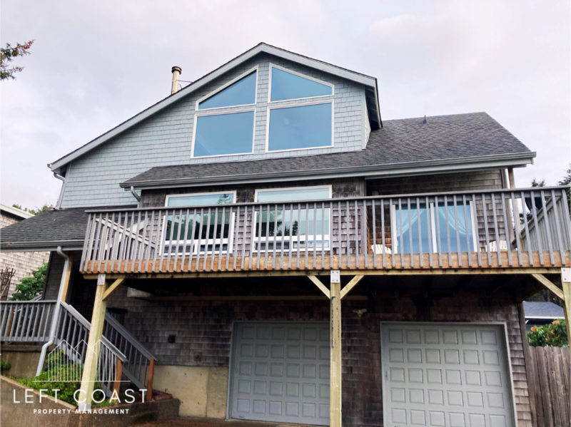 Lincoln City House: 6238 Northeast Mast Avenue