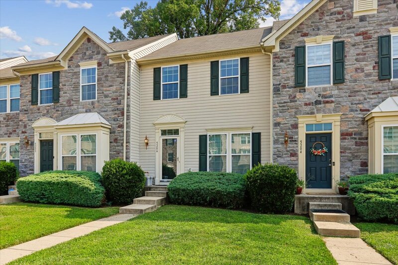 Baltimore Townhome: 5206 Wyndholme Circle