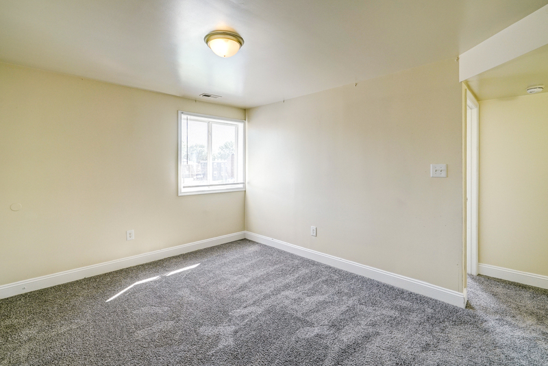 Richmond Condo: 2104 Phaup St