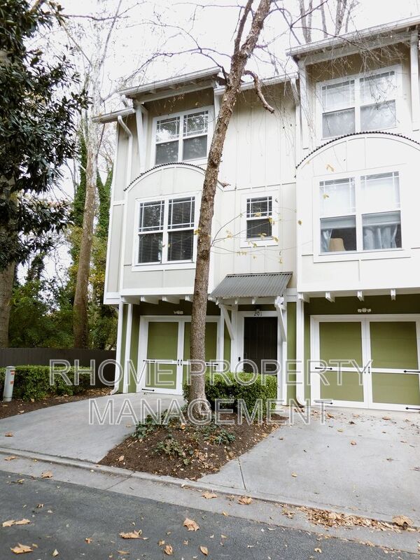 Atlanta Condo: 380 Grant Circle SE