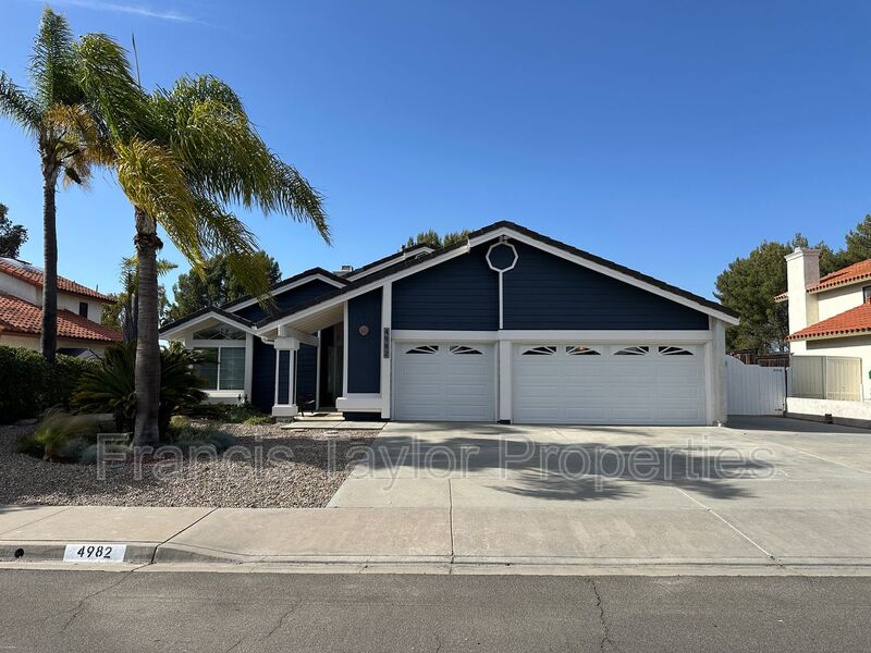 Oceanside House: 4982 Wildwood Drive