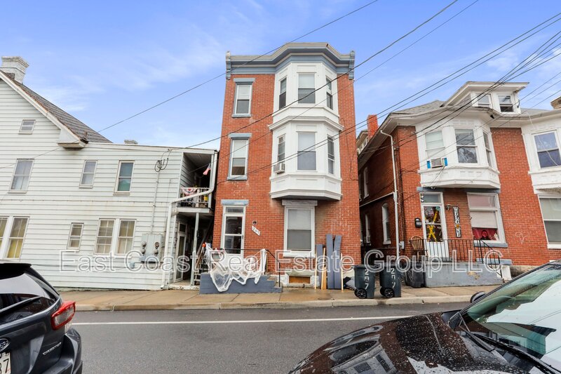 Hagerstown Condo: 207 N Mulberry St